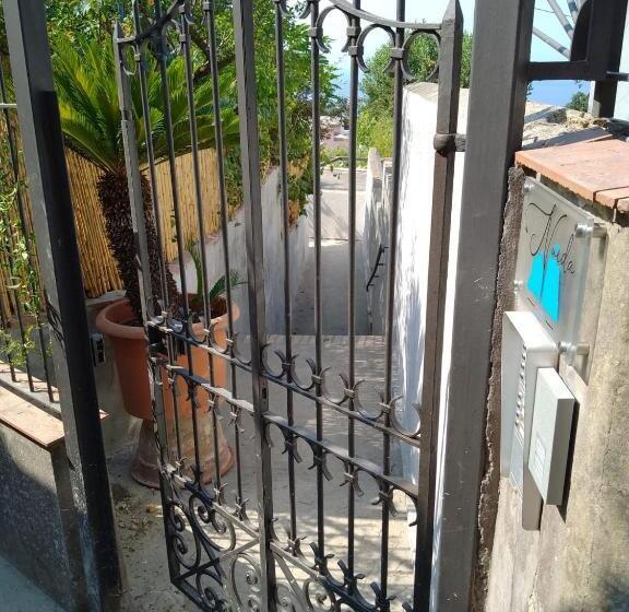پانسیون Nuida Casa Vacanze