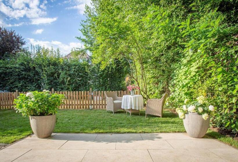 پانسیون Villa Gabriela