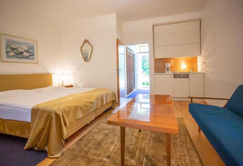 پانسیون Villa Gabriela