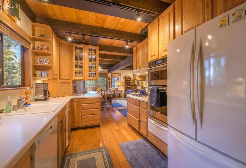 Musketeer By Avantstay Family Friendly Home In Tahoe Swiss Village