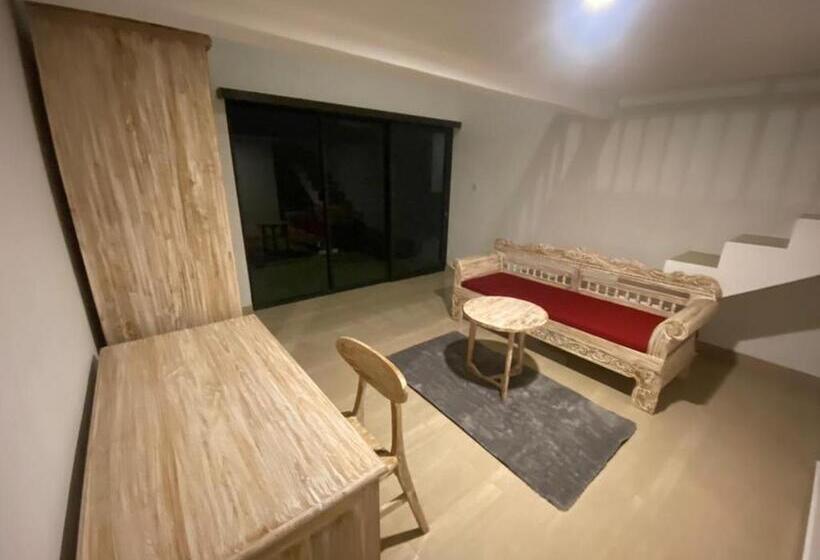 펜션 Odadi Guesthouse