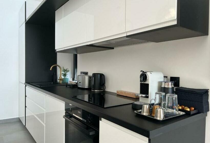 Aris Apartman
