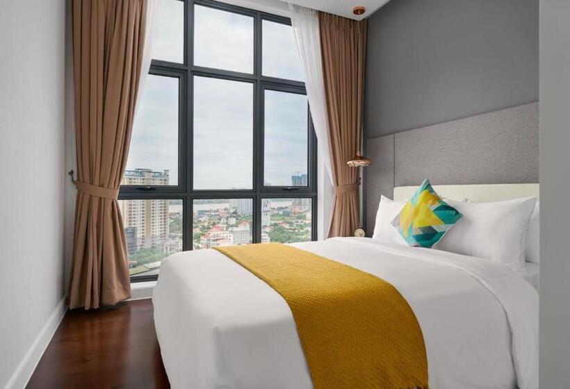 בית מלון כפרי The Peninsula Phnom Penh