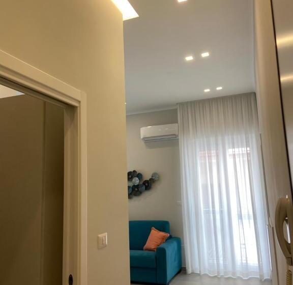 تختخواب و صبحانه Perla Marina Luxury Apartments