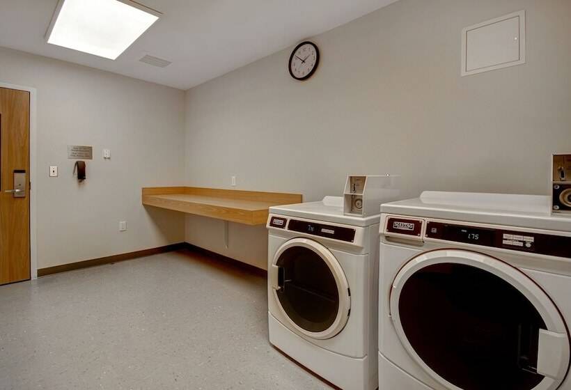 هتل Fairfield Inn & Suites Lancaster Palmdale