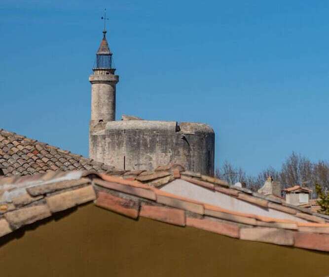 پانسیون Marcelle En Camargue