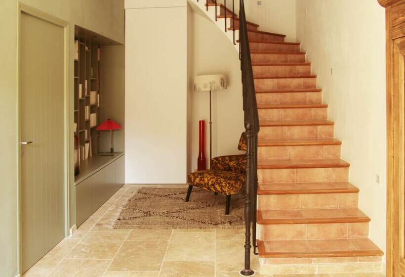 پانسیون Marcelle En Camargue