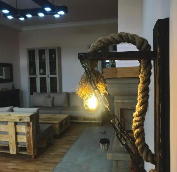 پانسیون Najaryan’s Family Guest House