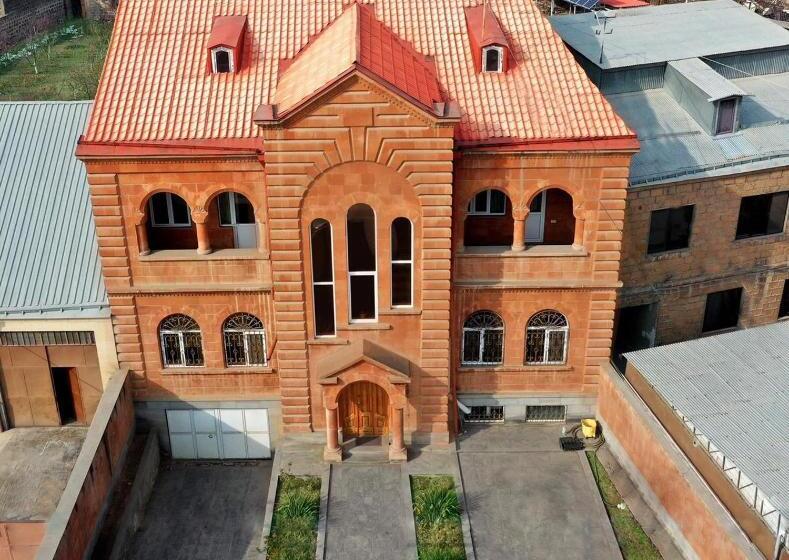 پانسیون Najaryan’s Family Guest House