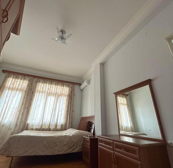 پانسیون Najaryan’s Family Guest House