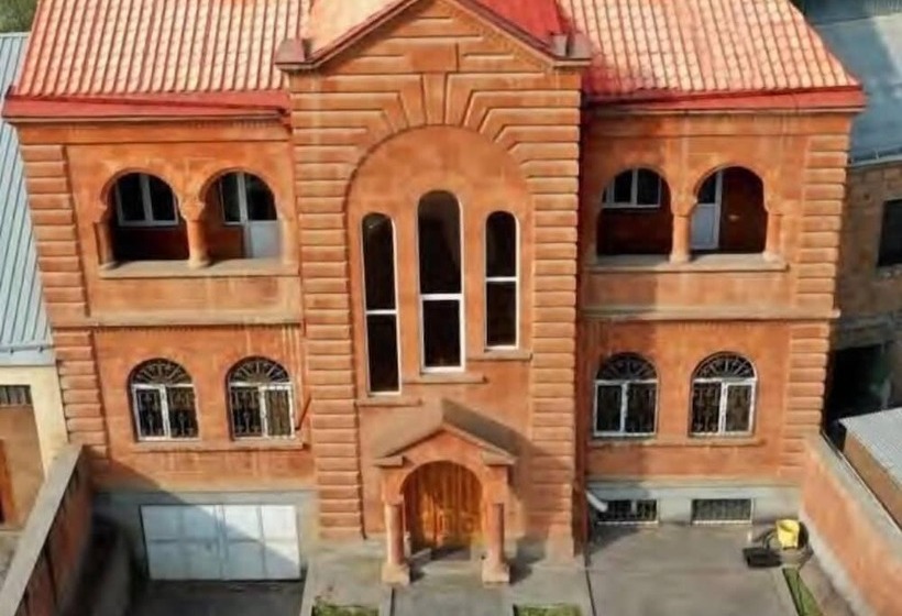 پانسیون Najaryan’s Family Guest House