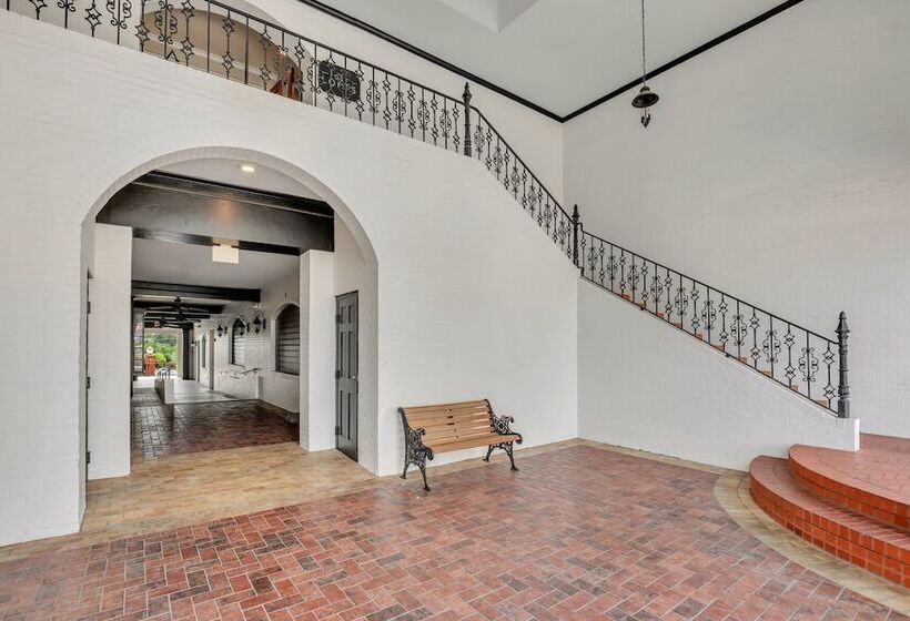Eagle S Nest   Spacious Loft Downtown   Near Gsu