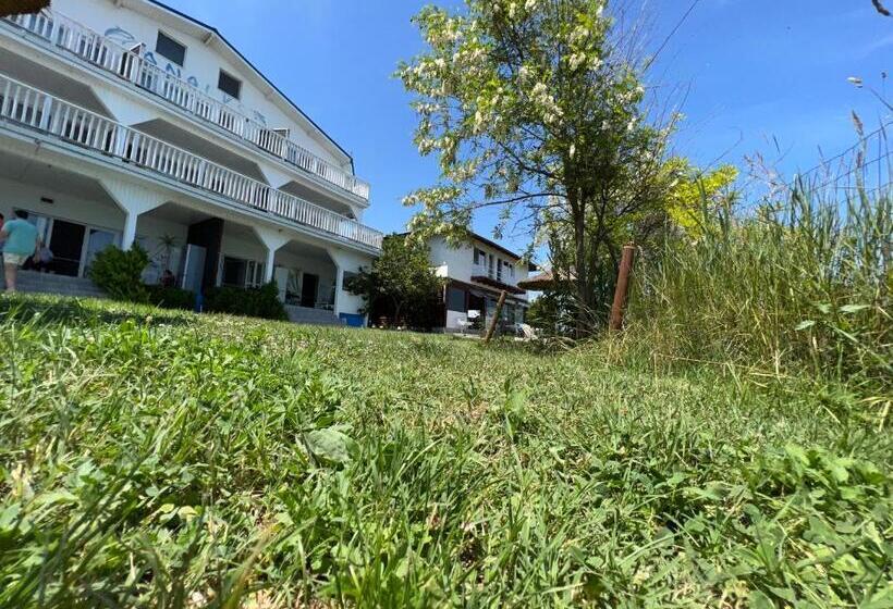 פנסיון Casa Analys