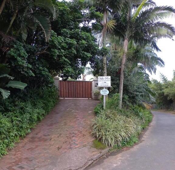 Пансион Driftwood Suite, Villa Roc Guesthouse, Salt Rock Ballito, No Loadshedding