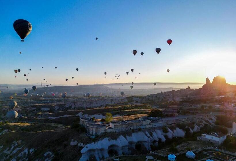 هتل La Fairy Cappadocia Adult Only