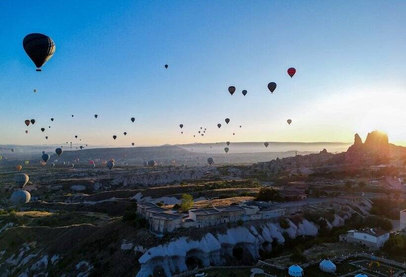 هتل La Fairy Cappadocia Adult Only