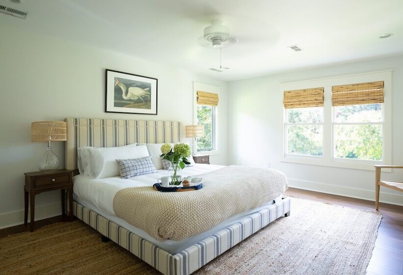 Jessamine By Avantstay Picture Perfect Home W Stunning Backyard