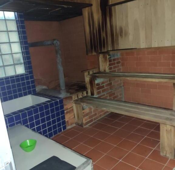 هاستل Hostal Naval