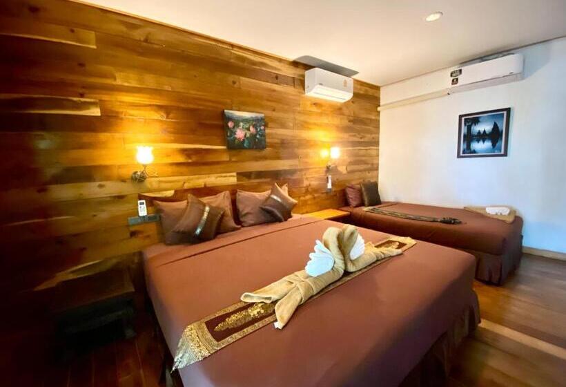 هتل Coconut Lanta Resort @klong Dow Beach