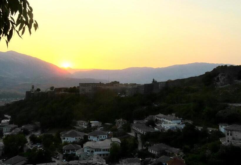 פנסיון Panoramic Vlachos