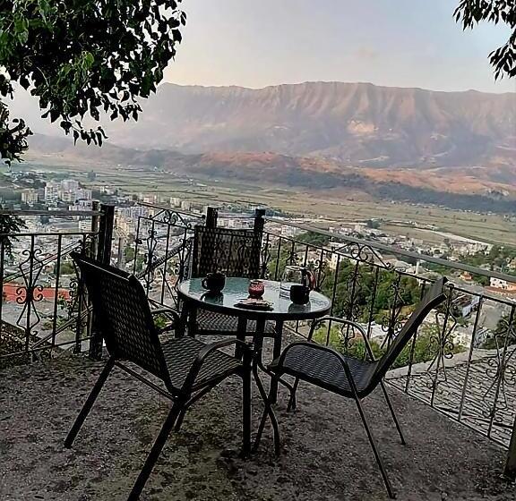 פנסיון Panoramic Vlachos