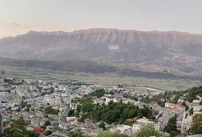 פנסיון Panoramic Vlachos