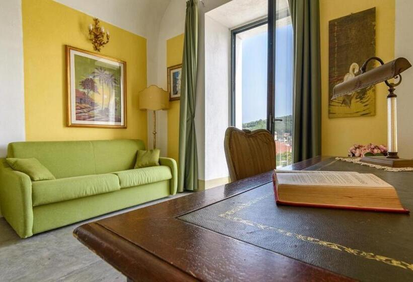 پانسیون Suites Luisa Sanfelice