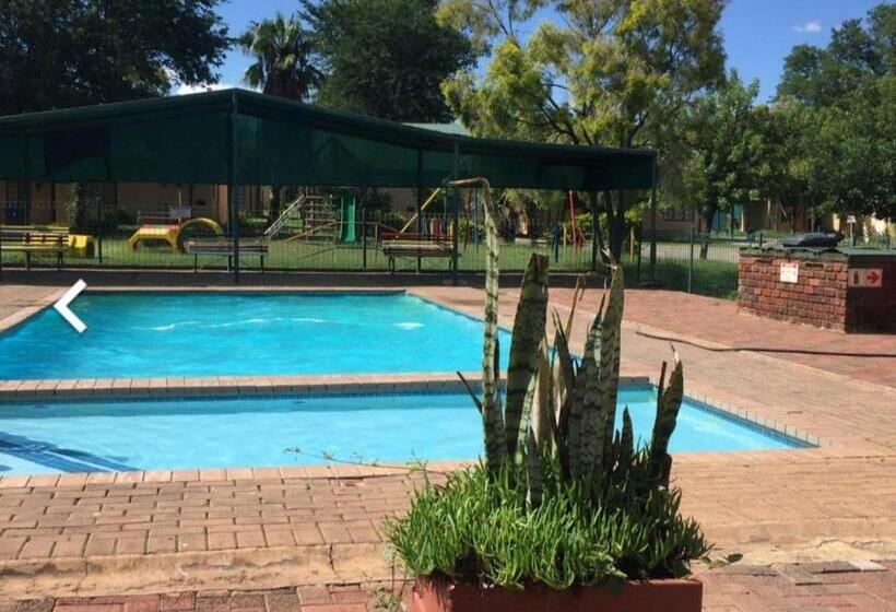 Pendleberry Holiday Resort   Unit 40