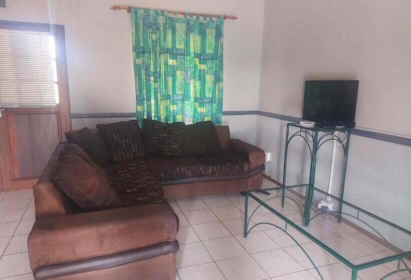 Pendleberry Holiday Resort   Unit 40