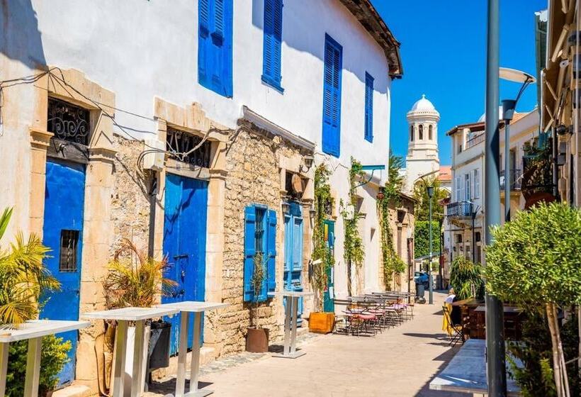 Villa Miracle In Paralimni