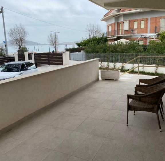 مبيت وإفطار Frontemare