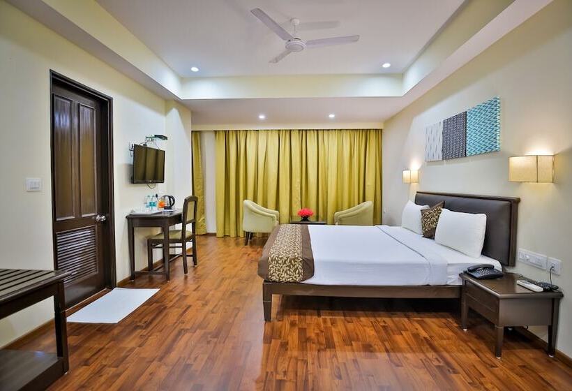 ホテル Jyoti Plaza Madgaon Goa