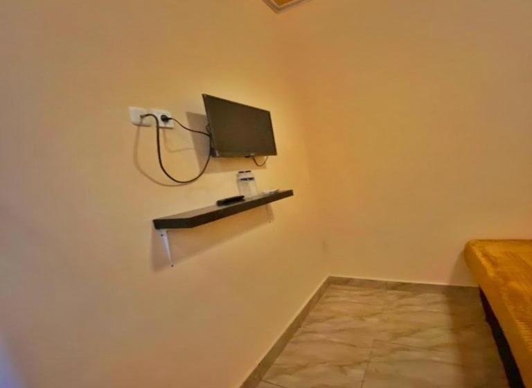 پانسیون Sudiang Inn