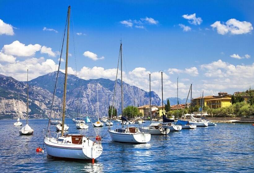 Rivoltella Apt With Pool 600m From Lake   Happy Rentals