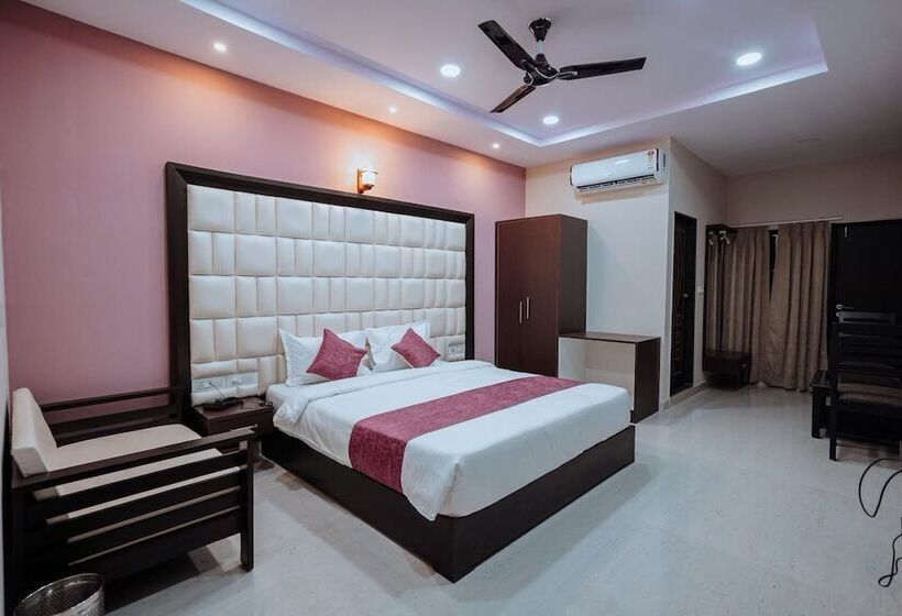 ホテル Bajaj S Karwan Inn