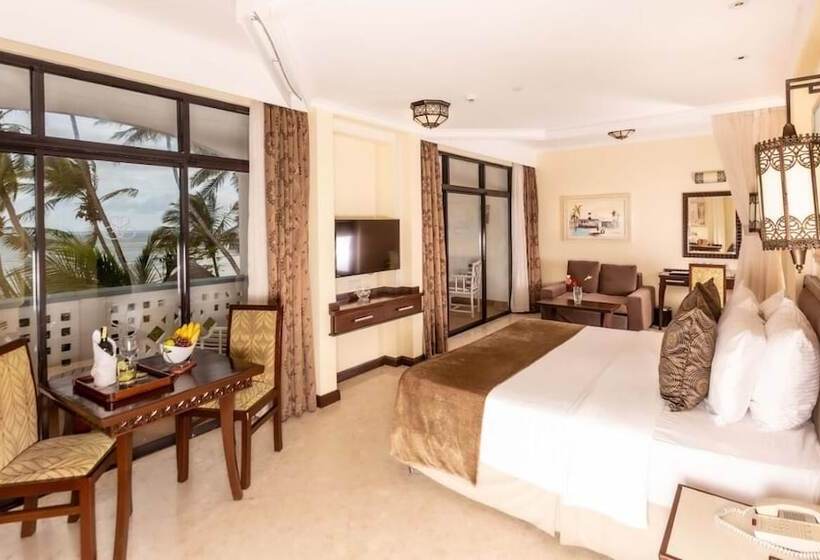 ペンション Sarova Whitesands Beach Resort And Spa With Amazing View