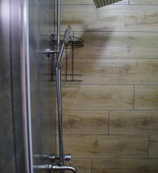 تختخواب و صبحانه Aquamarinn