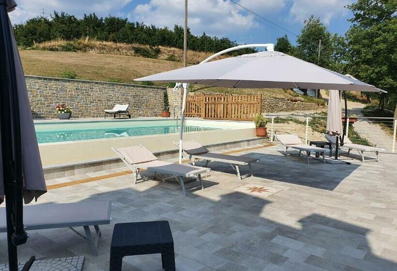 مبيت وإفطار Villa Alta Langa