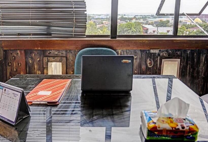 בית מלון כפרי Oyo 91363 Lia Stay Syariah