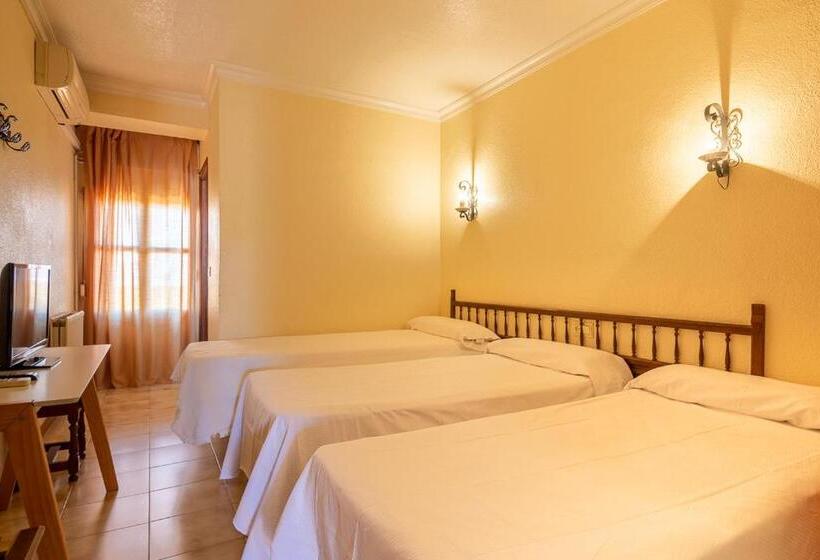 פנסיון Hostal Hilaria