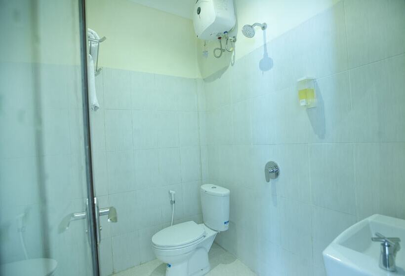 펜션 Subha S House