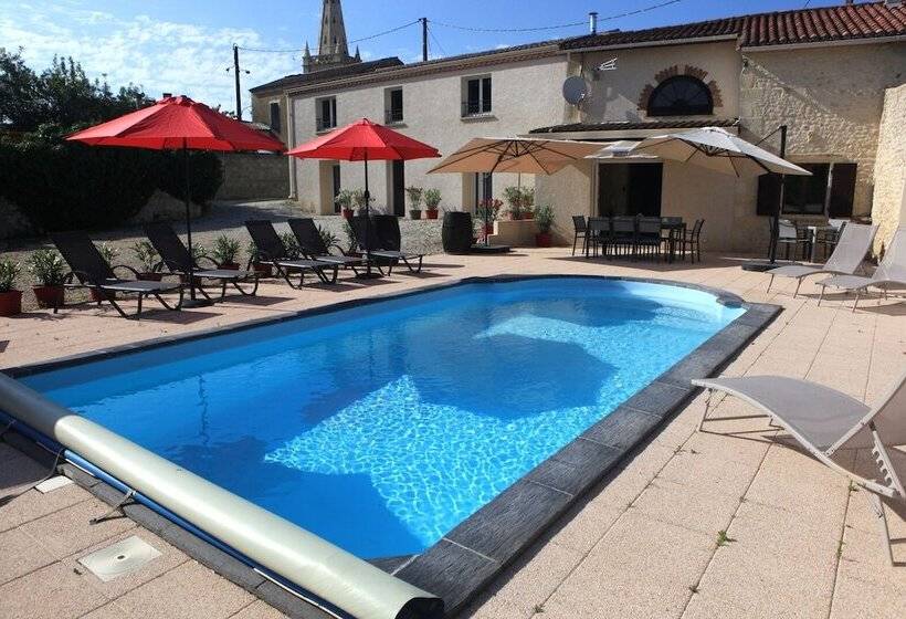 Bed and Breakfast Chambres D Hôtes La Fontaine!