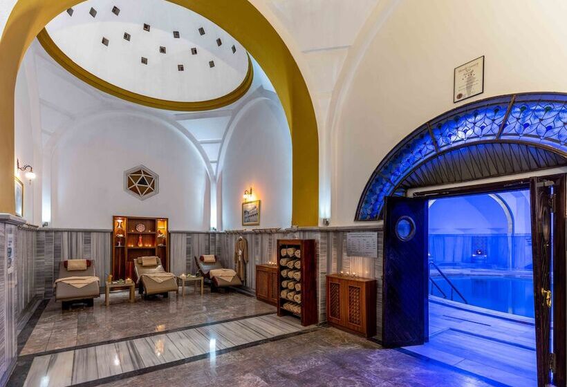 هتل Atatürk Palas Thermal Spa & Convention Center