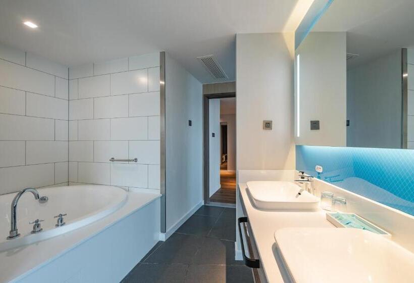 בית מלון כפרי Holiday Inn Express Huludao Seaview By Ihg