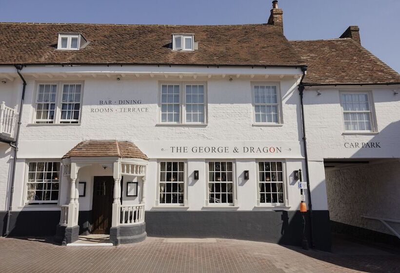 בית מלון כפרי The George & Dragon