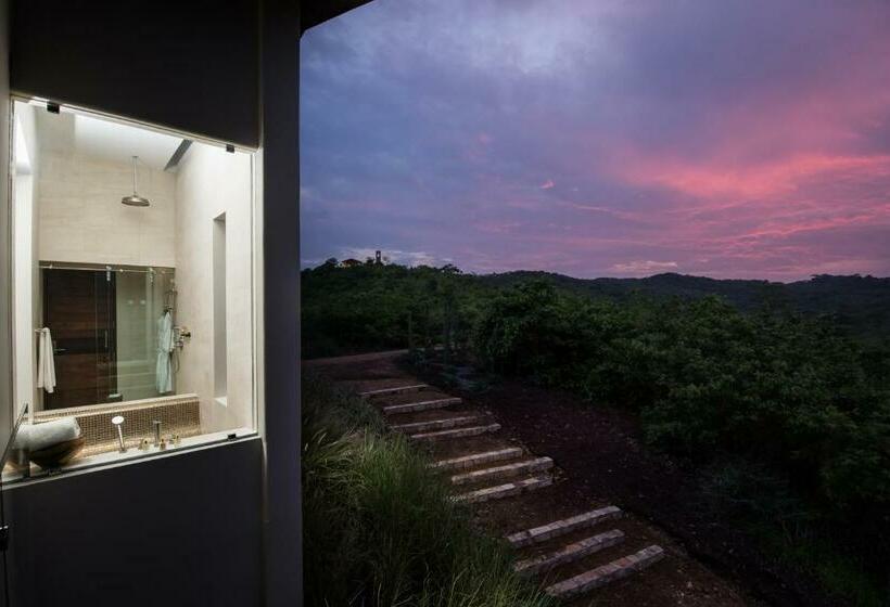 Nekupe Resort