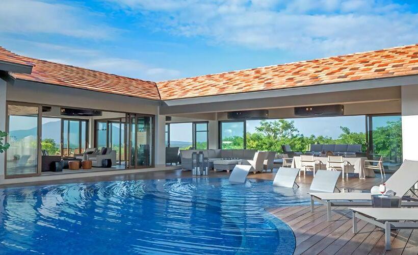 Nekupe Resort
