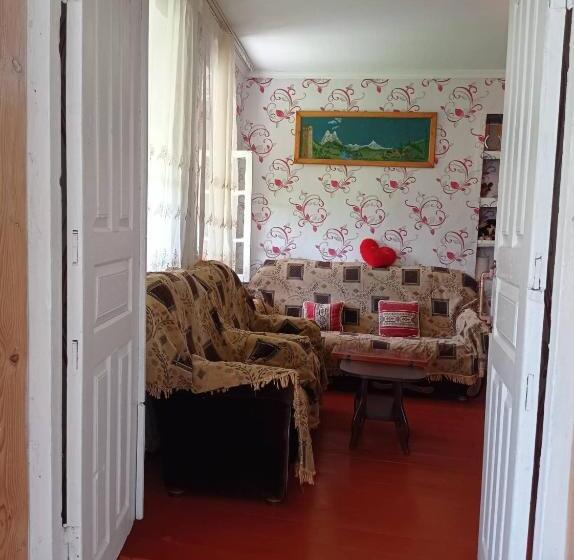 پانسیون Iamze S Guest House