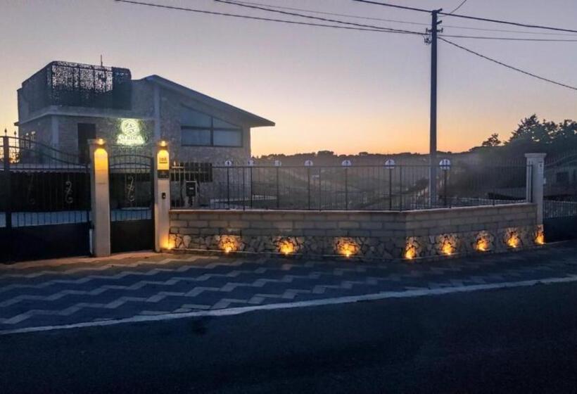 استراحتگاه Villa Aurora
