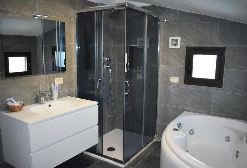 استراحتگاه Villa Aurora